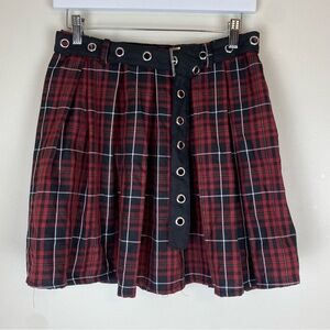 Hot Topic Social Collision Maroon Tartan Plaid Pleated Skirt Grommet Belt Medium